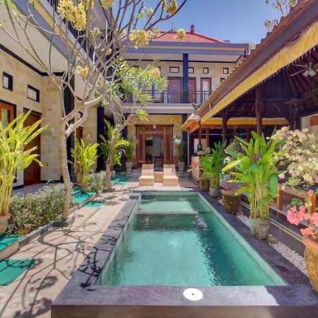 Vivaldi Jimbaran Hotel Екстериор снимка